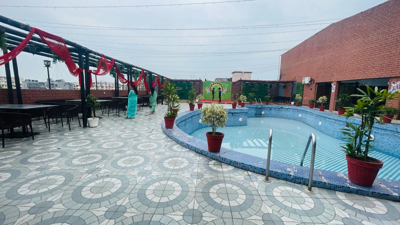Poolside resort in Patna image